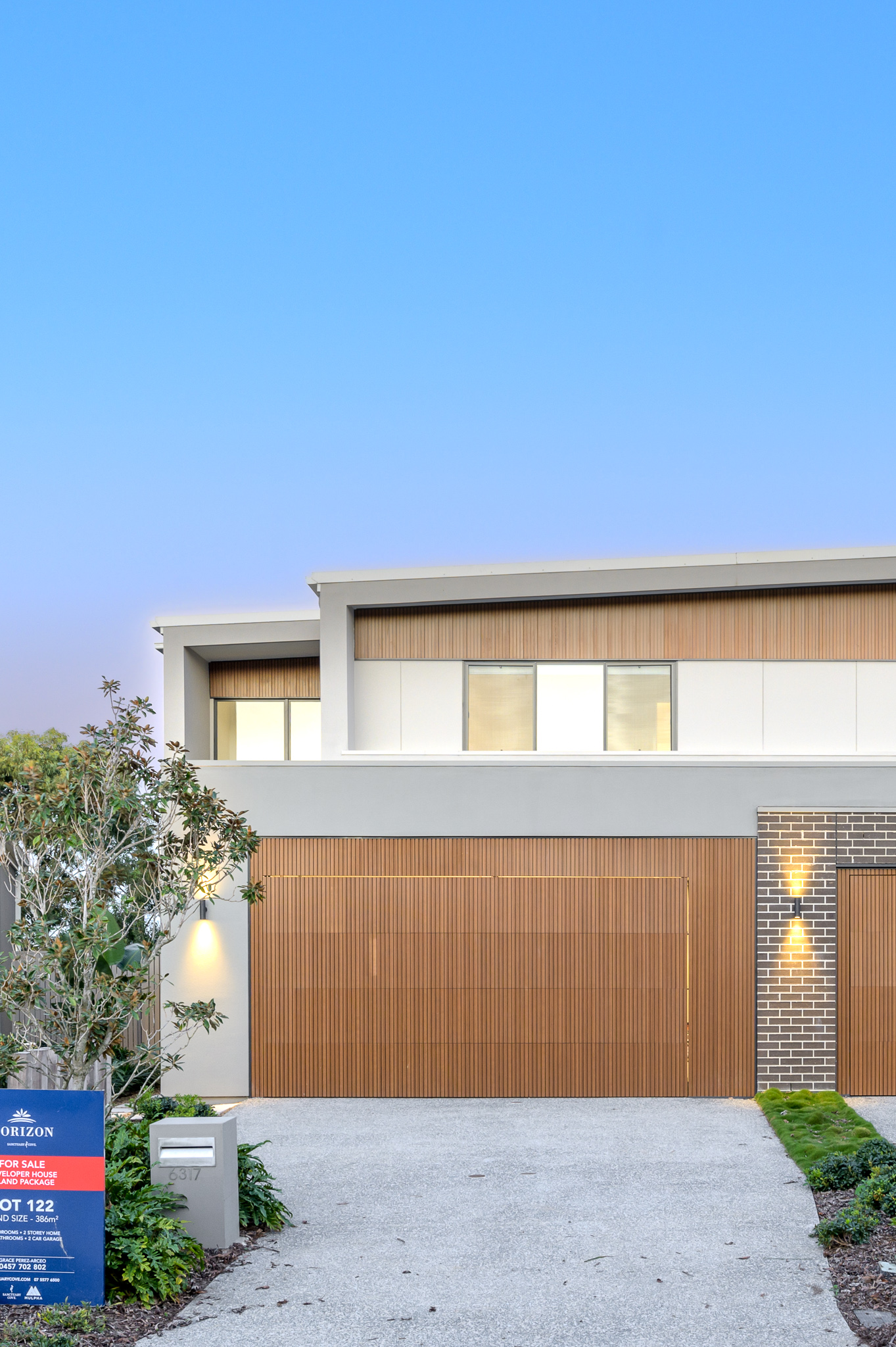 Horizon 122 Externals Low Res 1
